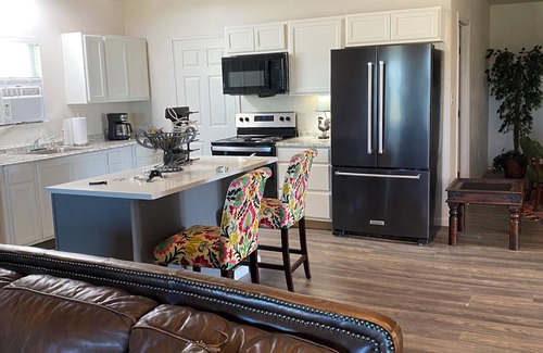 Ringgold Cabine | Charming 2-bedroom Ranch House between Bowie and Nocona, with WiFi, AC!