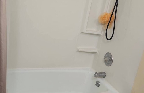 Lenexa Maison | Charming 2-bedroom Restful rooms in Lenexa KS