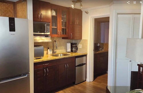 Waikiki Copropriété | Charming 2-bedroom separate entry condos in fabulous Honolulu with Free Parking