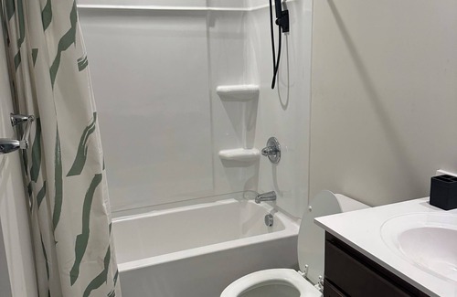 Changewater Maison | Charming 2-bedroom townhome with WiFi, AC in amazing Washington, NJ