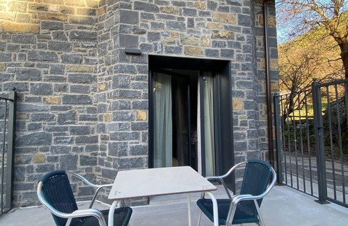 Biescas Maison | Charming 2-bedroom townhome with AC, WiFi in wonderful Orós Alto