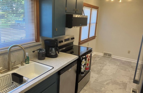 Cooperstown Maison | Charming 2-bedroom house with WiFi, AC in enchanting Cooperstown