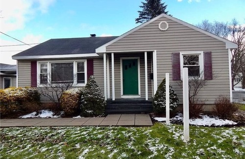 Cooperstown Maison | Charming 2-bedroom house with WiFi, AC in enchanting Cooperstown