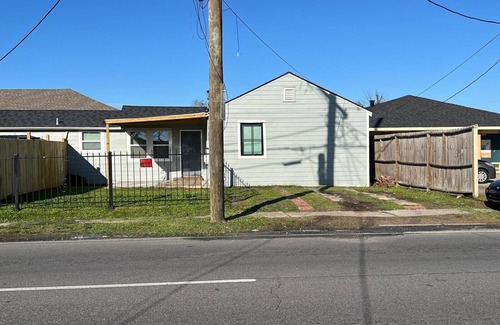 Saint Claude Appartement | Charming 2-bedroom apartment with AC, WiFi in marvelous New Orleans