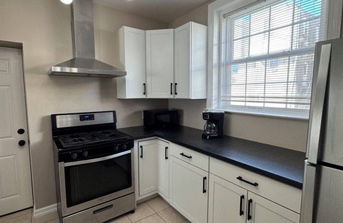 Wynnefield Maison | Charming 2-bedroom house with wifin welcoming Philadelphia