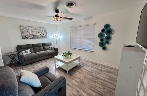 West San Antonio Maison | Charming 2-bedroom house in marvelous San Antonio