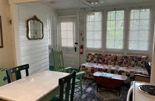 Schroon Lake Cottage | Charming 2-bedroom cottage in peaceful Schroon Lake with WiFi, AC, dogs welcome
