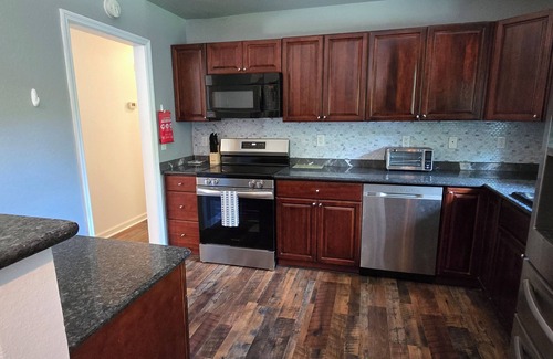 Tallahassee Maison | Charming 2-bedroom house in marvelous Tallahassee with AC, WiFi