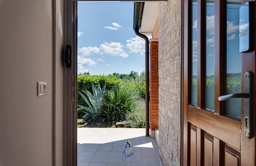 Farini Villa | Charmante villa de 2 chambres avec piscine privée chauffée