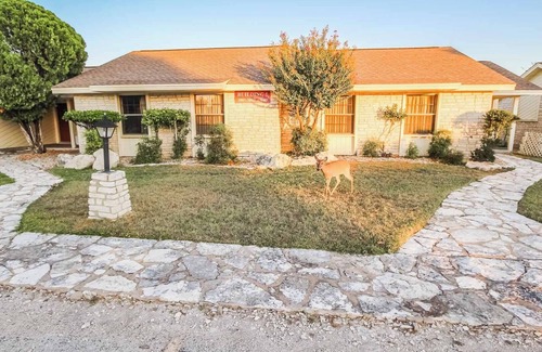 Highland Lake Estates Copropriété | Charming 2-bedroom with AC, WiFi in fantastic Lago Vista