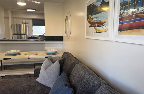 McCully - Moiliili Appartement | Charming 2 bedroom Waikiki Apt, Sleeps 6 with FREE parking