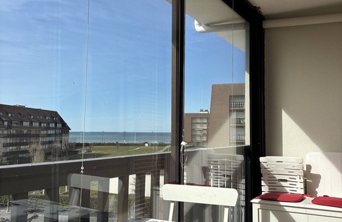 Villers-sur-Mer Appartement | Charmant 2 pièces avec loggia à deux pas de la plage, parking, tout équipé