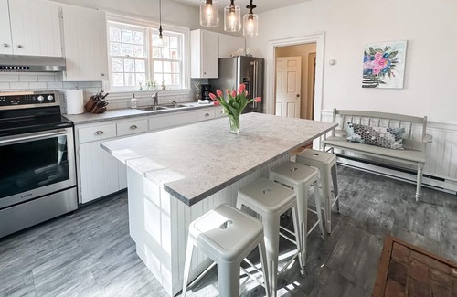 St. Andrews Maison | Charming 200 year-old Cape Cod in Downtown St. Andrew’s by-the-Sea