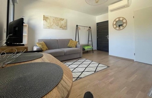 Le Ricanto Appartement | Charming 26m² near the beach of Agosta!