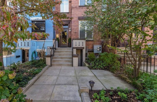 Columbia Heights Appartement | Charming 2BD/1BA in Hip Area - Near Metro