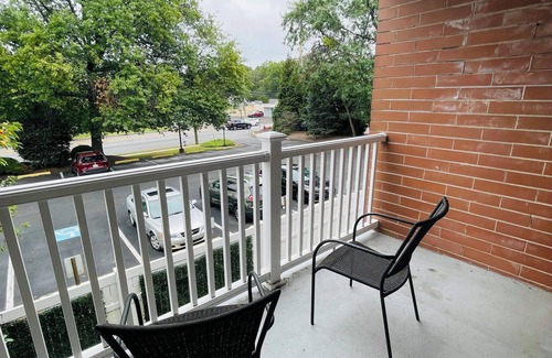 Elkins Park Appartement | Charming 2BR 2B in Elkins Park