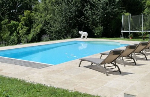 Urt Appartement | Appartement de charme avec piscine au cœur du Pays Basque