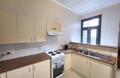 The Rocks Appartement | Charming 2BR Unit | The Rocks | Free Wifi &Linens