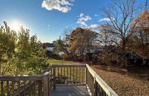 South Eliot Appartement | Charming 2nd floor studio in Eliot’s riverfront area with many amenities.