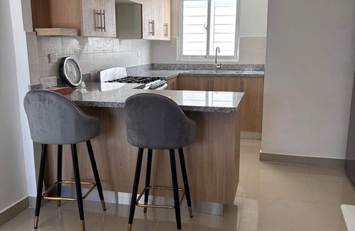 La Isabelita Appartement | Charming 3-bedroom apartment with Wi-Fi, AC in welcoming Santo Domingo Este.