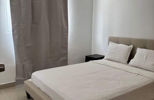 La Isabelita Appartement | Charming 3-bedroom apartment with Wi-Fi, AC in welcoming Santo Domingo Este.