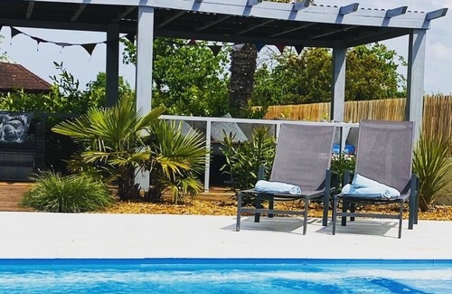 Couture-dArgenson Maison | Charming 3-bedroom house with WiFi in Couture-D’argenson