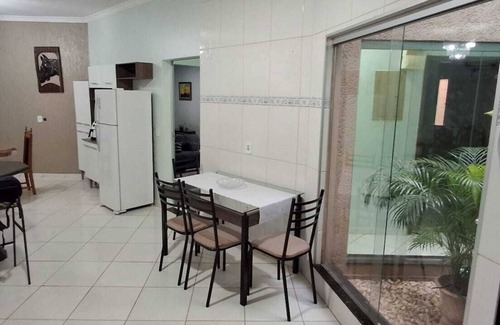 Santa Fe do Sul Maison | Charming 3-bedroom house with AC and WiFi in Santa Fé do Sul