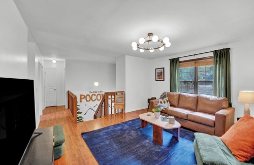 Albrightsville Maison | Charming 3-bedroom house, close to slopes, with sauna/ fitness room