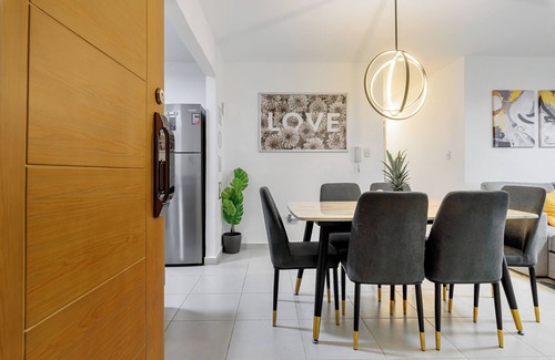 Villa Mella Copropriété | Charming 3-bedroom Penthouse with WiFi and AC in Santo Domingo