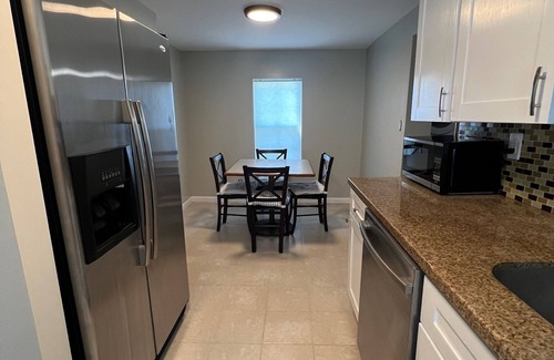 Pleasantville Maison | Charming 3-bedroom house in peaceful Pleasantville with AC, WiFi