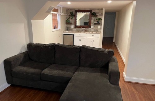 Silver Spring Maison | Charming 3-bedroom house in marvelous Silver Spring - 7.5 miles to White House