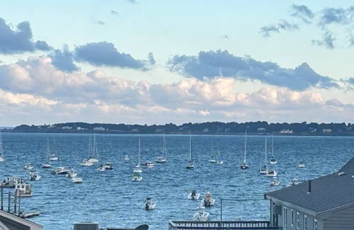 Swampscott Copropriété | Charming 3-bedroom condo with WiFi, AC in fabulous Swampscott