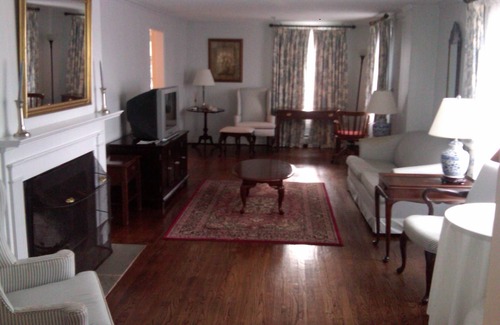 Avon Maison | Colonial Charme 3 Chambres à Avon, CT