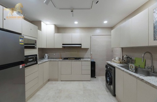 Oula Appartement | Charming 3-bedroom duplex with Nile view ,AC and WiFi in fabulous Giza