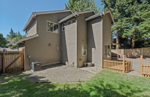 Marysville Maison | Charming 3-bedroom house in nice Marysville with AC