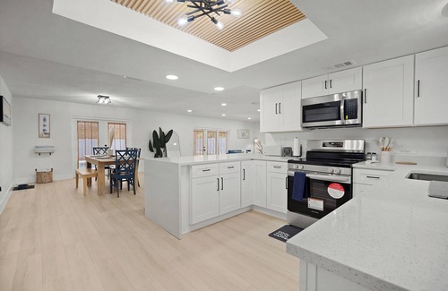 Palm Coast Maison | Charming 3-bedroom house with pool, pets stay FREE, fitness equip in Palm Coast