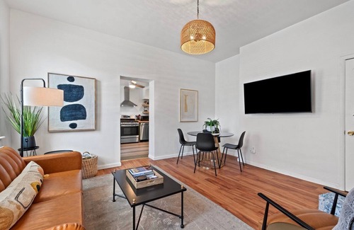 Allegheny-West Maison | Charming 3-bedroom house- .5 mile walk to Acrisure stadium