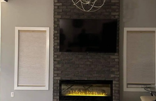 Saskatoon Maison | Charming 3-bedroom house with WiFi and AC in enjoyable Saskatoon