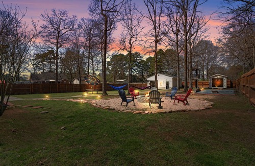 Monroe Maison | Charming 3-bedroom Home in Monroe with a Pool Table and Fire Pit, WiFi