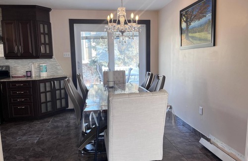 Anjou Maison | Charming 3-bedroom house with Fireplace and Outdoor Pool in welcoming Montréal