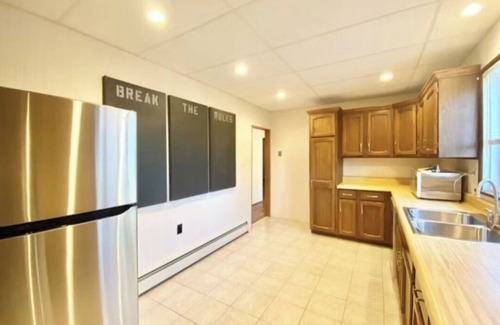 Danville Maison | Charming 3-bedroom house in enchanting Danville with AC Close to Amazon Berwick