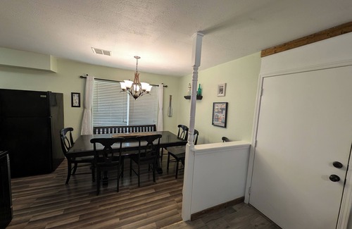 Kaw City Maison | Charming 3-bedroom house in beautiful Kaw City just minutes from Kaw Lake.