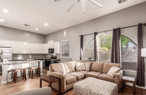Verrado Maison | Charming 3-bedroom house with WiFi and AC in delightful Buckeye