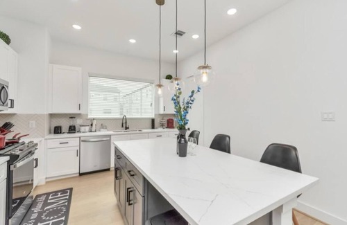 South Central Houston Maison | Charming 3-bedroom house with AC, WiFi in wonderful Houston