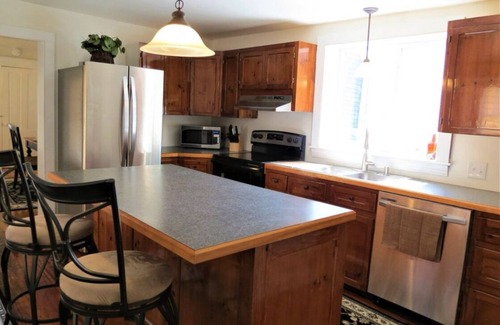 Reading Maison | Charming 3-bedroom house in Reading, VT