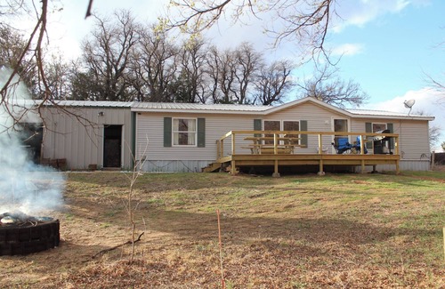 Waynoka Maison | Charming 3-bedroom house with AC, in serene Waynoka