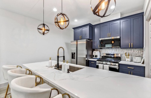 FM 1960 Maison | Charming 3-bedroom house with WiFi, AC in Humble near IAH