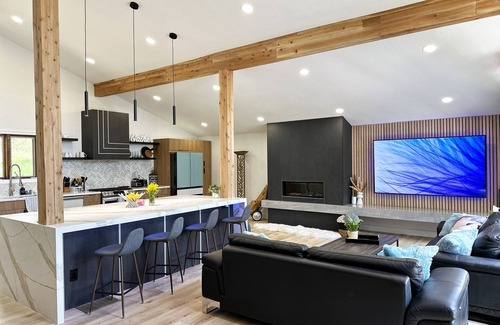 The Pinery Maison | Charming 3-bedroom house Parker