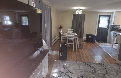 Peabody Maison | Charming 3-bedroom house in delightful Peabody
