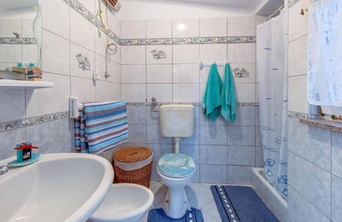 Veli Losinj Appartement | Charming 3-bedroom apartment with AC and WiFi in enchanting Veli Lošinj